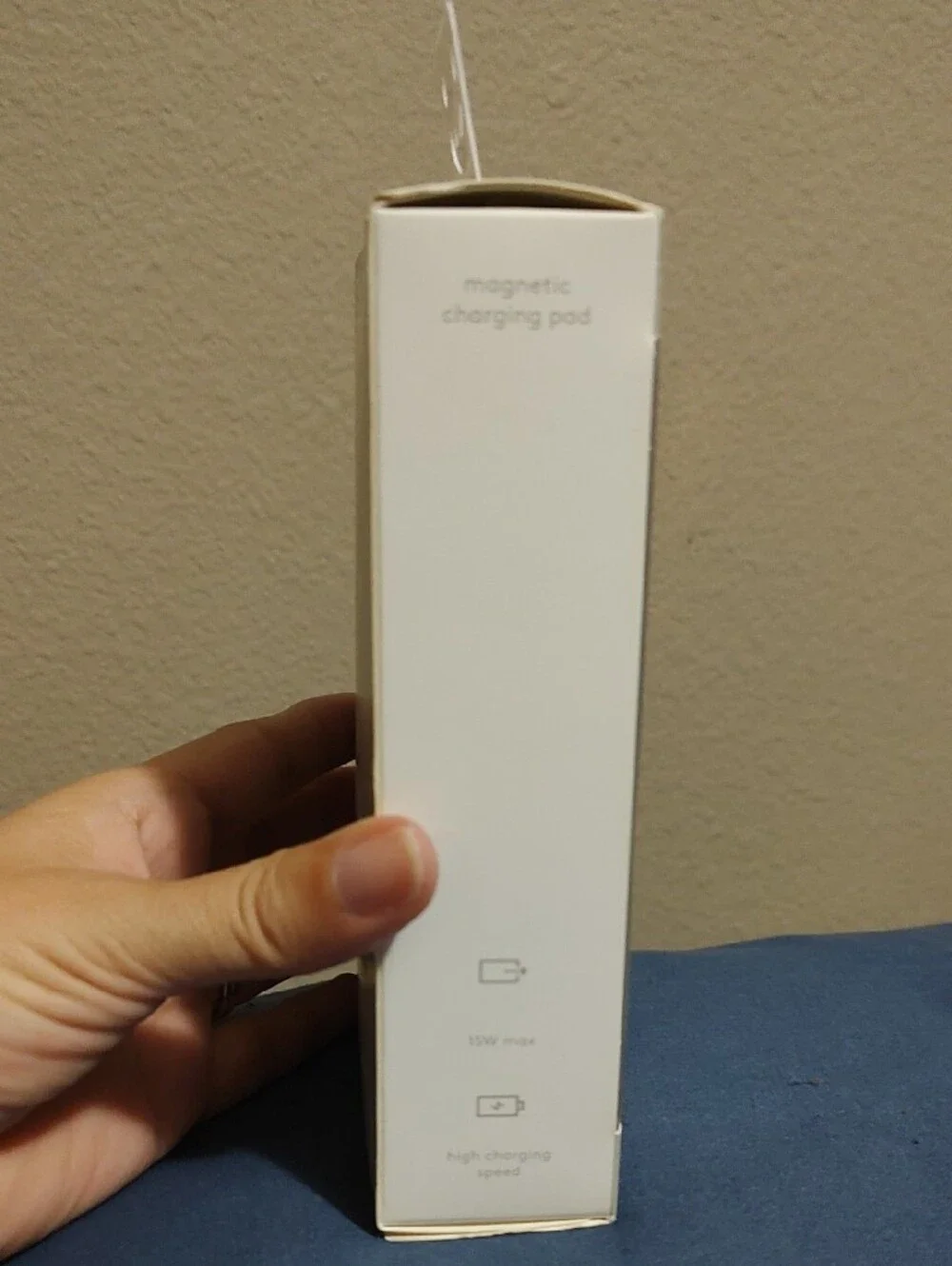 heyday White MagSafe Magnetic Charging Pad